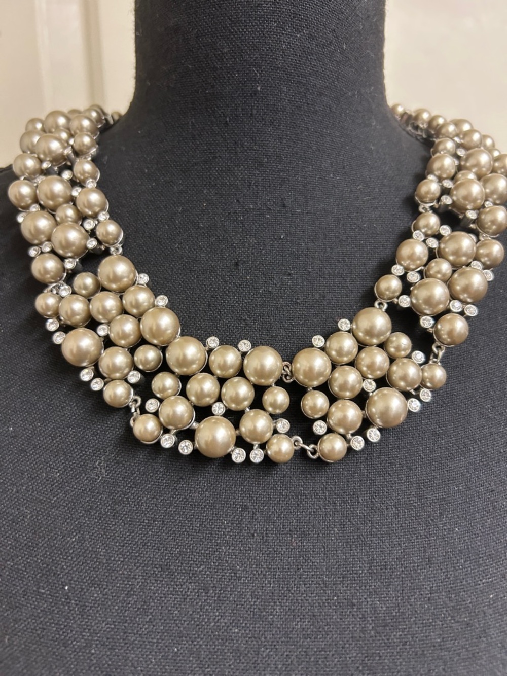 J Crew Clear Rhinestone Crystals and Faux Pearls on a Silver Tone necklace - Picture 3 of 9